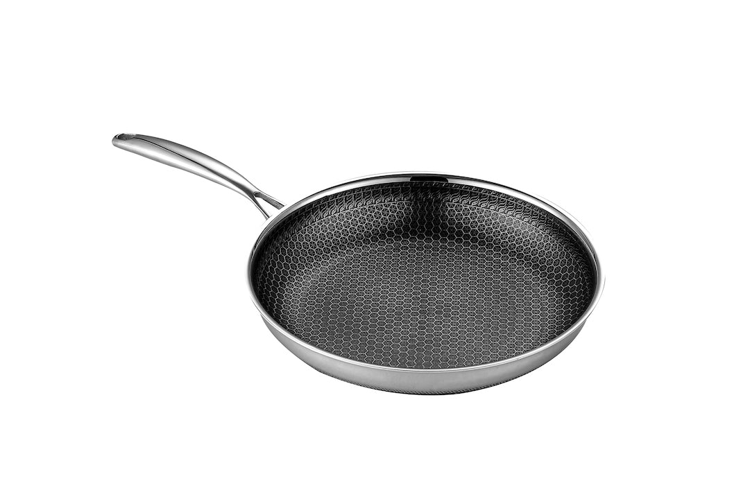 Ø 24 cm stegepande med Fusion non-stick belægning.