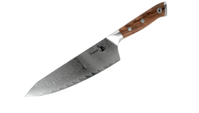 Kokkekniv i damaskus stål med inspiration fra japansk kokkekniv.