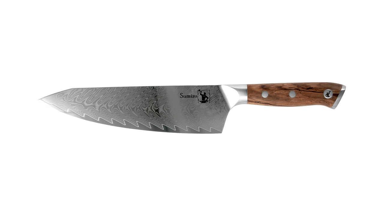 Art kokkekniv i 67 lags damaskus stål. Inspireret af japansk kokkekniv blandet med det lyse udtryk fra det nordiske udtryk. Skarp kniv i damasksusstål.